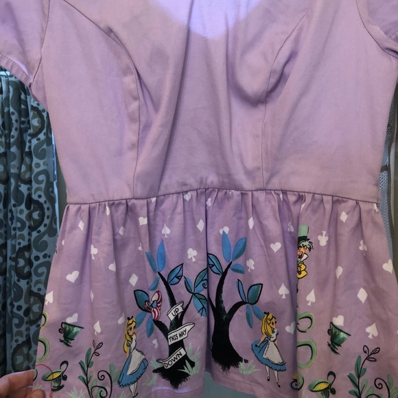 Alice in Wonderland peplum - Picture 2 of 7